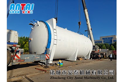 大型硫化罐发货，直径4.9米，长度11米